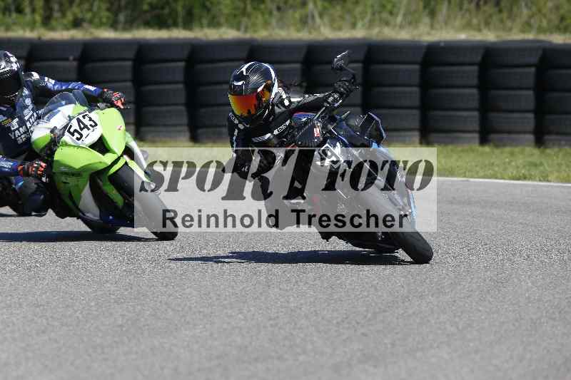 /43 08.08.2025 Discover the Bike ADR/Race 3 rot/9